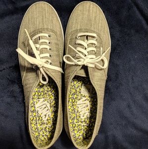 Vans sneakers